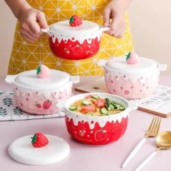 Kawaii Strawberry Ceramic Ramen Bowl – Special Edition