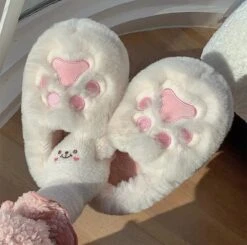 Kawaii Fluffy Cat Paw Cozy Slippers – Limited Edition