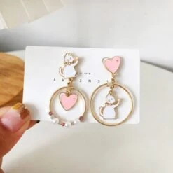 Kawaii Cat Hearts Pearly Earrings – Limited Edition