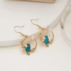 Kawaii Korea Style Cat Petal Earrings – Limited Edition