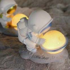 Kawaii Astronaut Planet Lamp – Limited Edition 10 Kawaii Astronaut Planet Lamp – Limited Edition -Kawaiitherapy Shop 62094 mdukcp