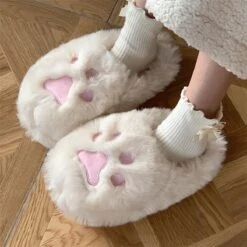 Kawaii Fluffy Cat Paw Cozy Slippers – Limited Edition -Kawaiitherapy Shop 64429 tzsn5r