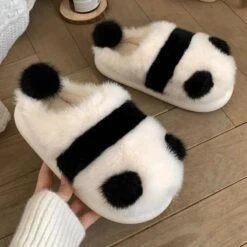 Kawaii Therapy Fluffy Panda Cozy Slippers – Limited Edition -Kawaiitherapy Shop 70503 m3ohsh